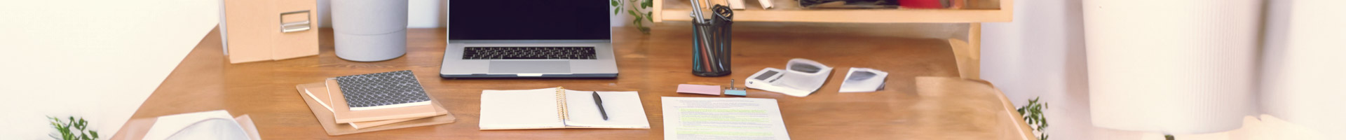 Come organizzare la scrivania: alcuni consigli